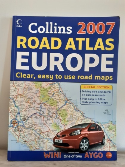 Collins Road Atlas Europe