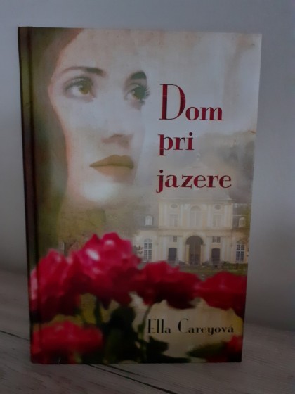 Dom pri jazere