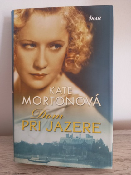 Dom pri jazere