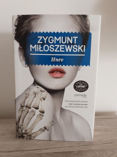 Hnev