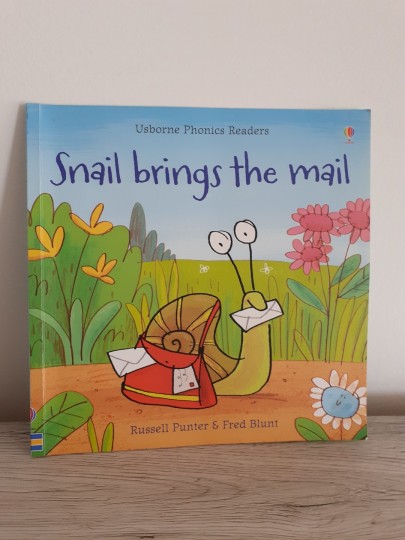 Snail brings the mail