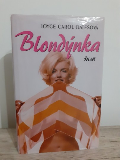 Blondýnka