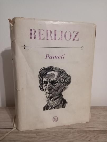 Paměti